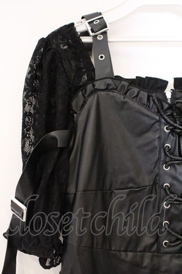 画像2: Jamie エーエヌケー / 袖レースドッキング合皮ワンピース M クロ O-26-03-21-048-LO-OP-OW-OS (2)