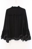 画像4: axes femme / ジャボ風フリルブラウス  クロ O-26-03-21-070-AX-BL-IG-OS (4)