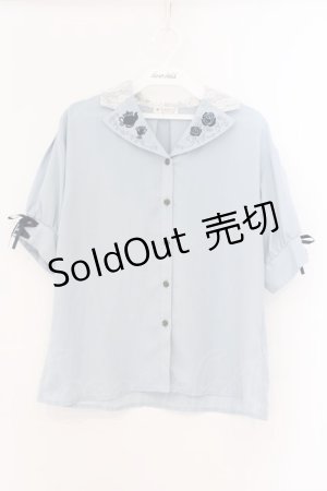 画像: axes femme / 【美女と野獣】刺繍ブラウス  サックス O-26-03-21-075-AX-BL-IG-OS