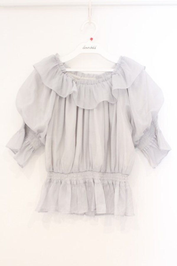 画像1: F&A / シアーオフショルフリルプルオーバーブラウス F グレー O-26-03-21-024-LO-BL-OW-OS (1)