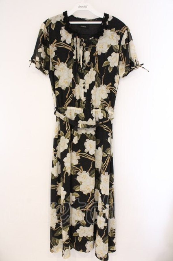 画像1: INGEBORG / カメリア総柄シフォン半袖ワンピース  クロ O-26-03-23-046-LO-OP-OW-OS (1)