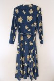 画像4: INGEBORG / かんざし柄ワンピース  ブルー O-26-03-23-047-LO-OP-OW-OS (4)