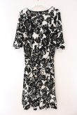 画像3: INGEBORG / 花柄カットワンピース 11 シロ×クロ O-26-03-23-048-LO-OP-OW-OS (3)
