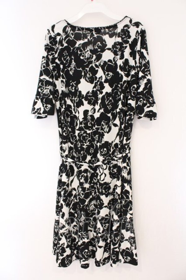 画像3: INGEBORG / 花柄カットワンピース 11 シロ×クロ O-26-03-23-048-LO-OP-OW-OS (3)