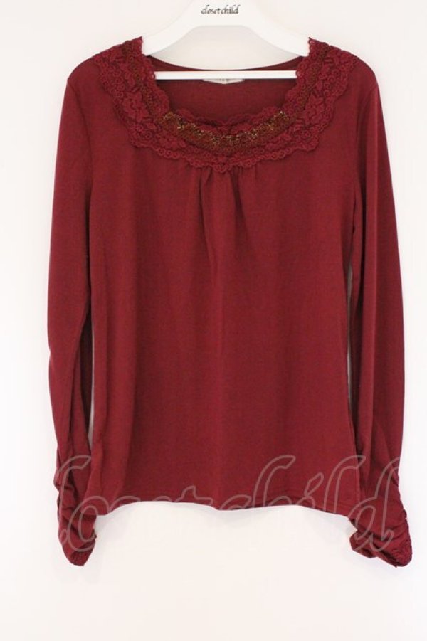 画像1: axes femme / 胸元ラメレース使いインナープルオーバー M ワイン O-26-03-23-078-AX-TO-OW-OS (1)