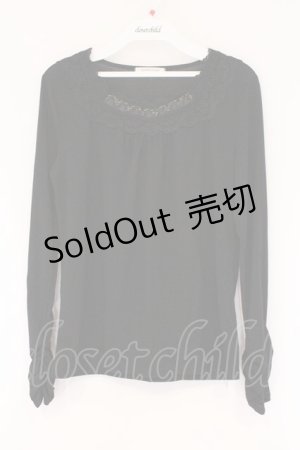 画像: axes femme / 胸元ラメレース使いインナープルオーバー M クロ O-26-03-23-079-AX-TO-OW-OS