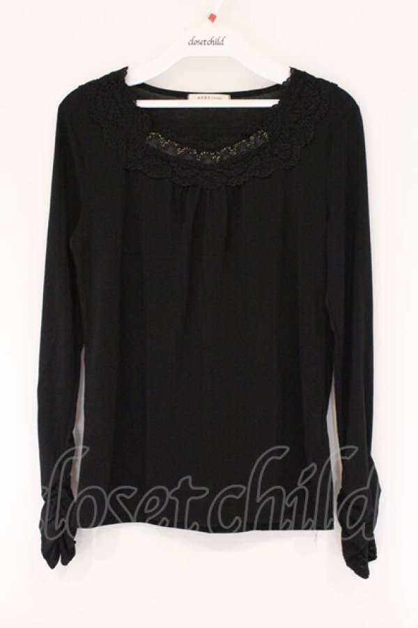 画像1: axes femme / 胸元ラメレース使いインナープルオーバー M クロ O-26-03-23-079-AX-TO-OW-OS (1)