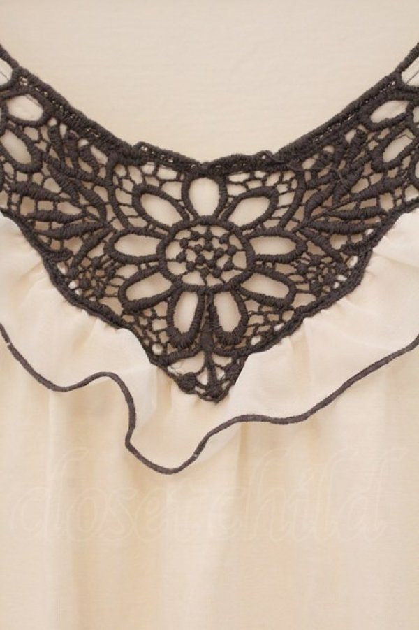 画像2: axes femme / ショルダーフリルプルオーバー M キナリ O-26-03-23-082-AX-TO-OW-OS (2)