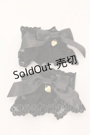 画像: Angelic Pretty / Airy Heartはしごレースカフス  クロ O-26-03-24-022-AP-ZA-IG-OS