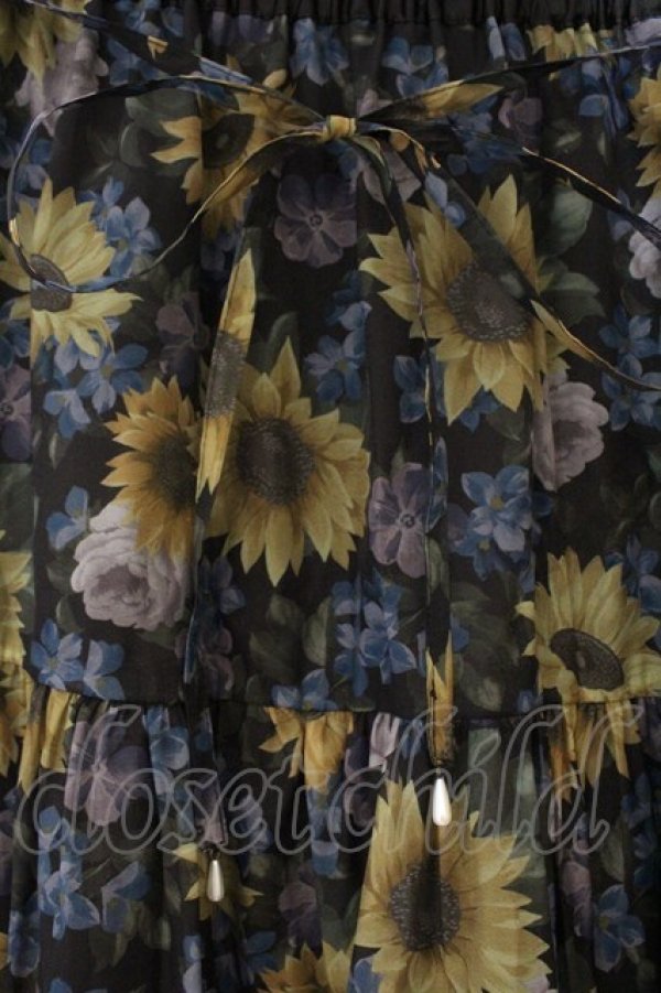 画像2: axes femme / ひまわり柄シアースカート M クロ系 O-26-03-24-036-AX-SK-OW-OS (2)