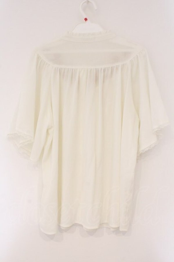 画像3: axes femme / ひまわり刺繍楊柳ブラウス M キナリ O-26-03-24-039-AX-BL-OW-OS (3)