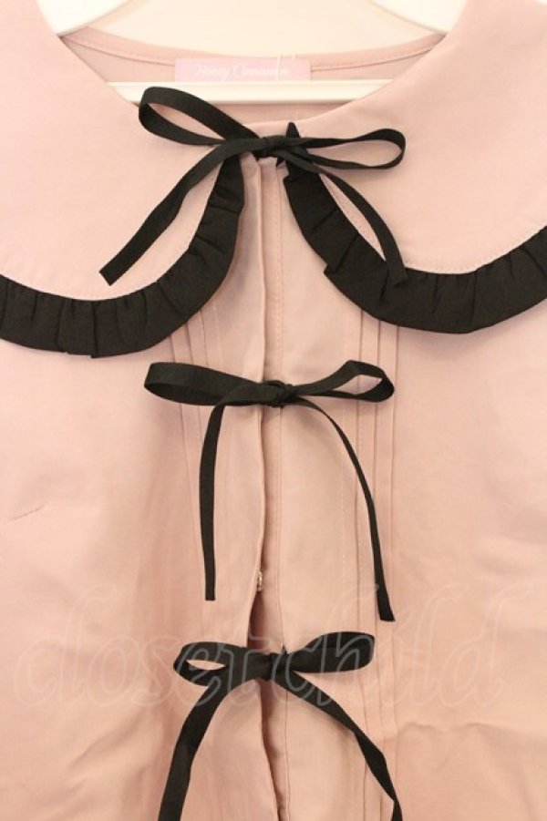 画像2: Honey Cinnamon / バイカラーフリルブラウス F ピンク×クロ O-26-03-25-050-LO-BL-OW-OS (2)