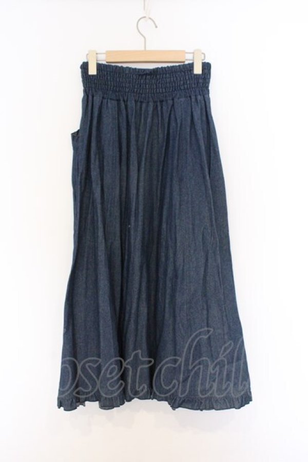 画像3: axes femme / パール釦デザインデニムスカート F インディゴ O-26-03-25-006-AX-SK-IG-OS (3)