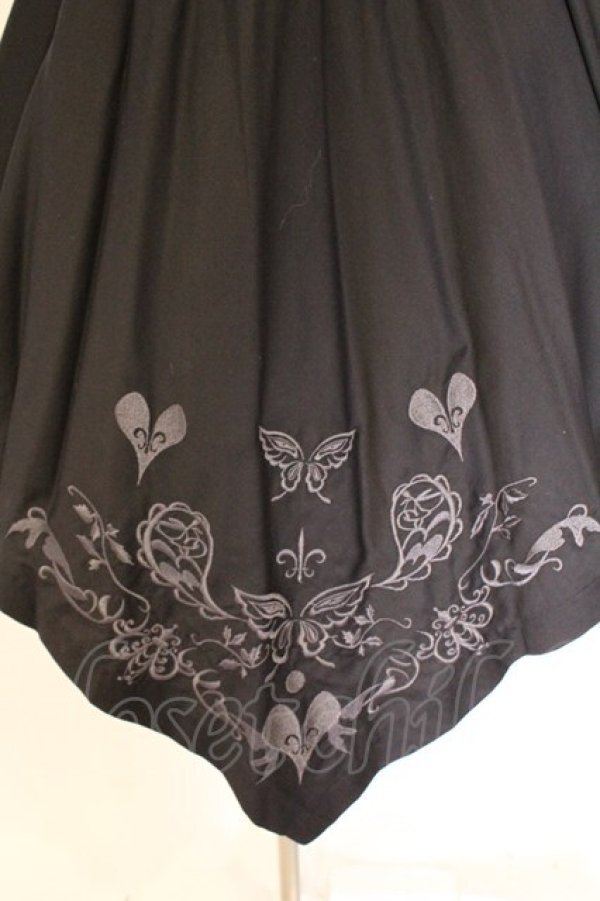 画像2: BPN / ハート刺繍シャーリングワンピース M ブラック O-26-03-27-063-GO-OP-OW-OS (2)