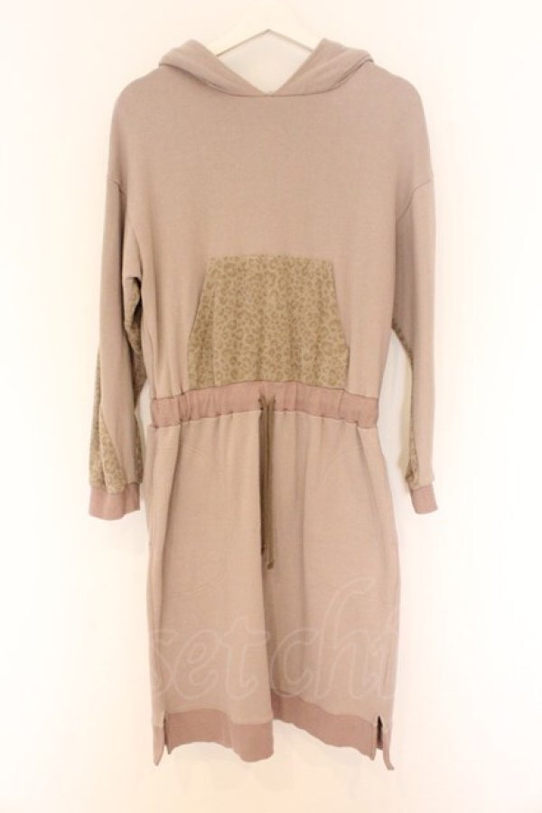 画像1: MILK / LIKE A CAT ワンピ  ピンクベージュ O-26-03-27-015-ML-OP-IG-OS (1)