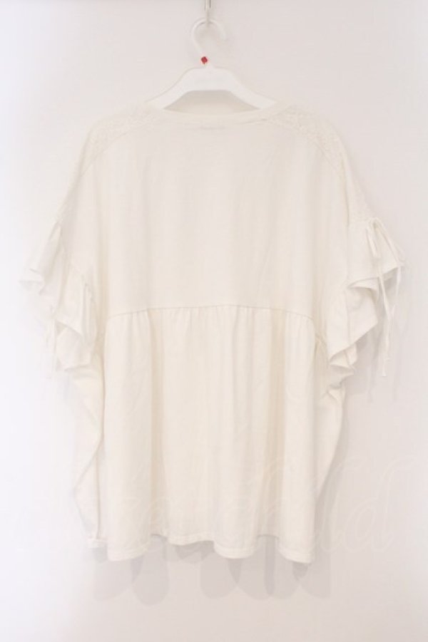 画像3: axes femme / レース配色フリルトップス  シロ O-26-03-29-071-AX-TO-YM-OS (3)