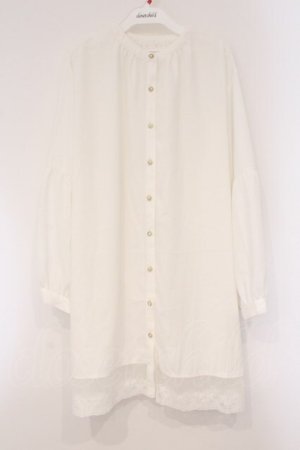 画像: axes femme / 裾レース切替シャツチュニック M シロ O-26-03-29-084-AX-TO-YM-OS
