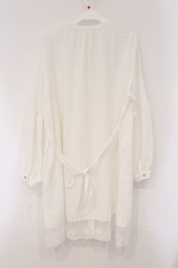 画像3: axes femme / 裾レース切替シャツチュニック M シロ O-26-03-29-084-AX-TO-YM-OS (3)