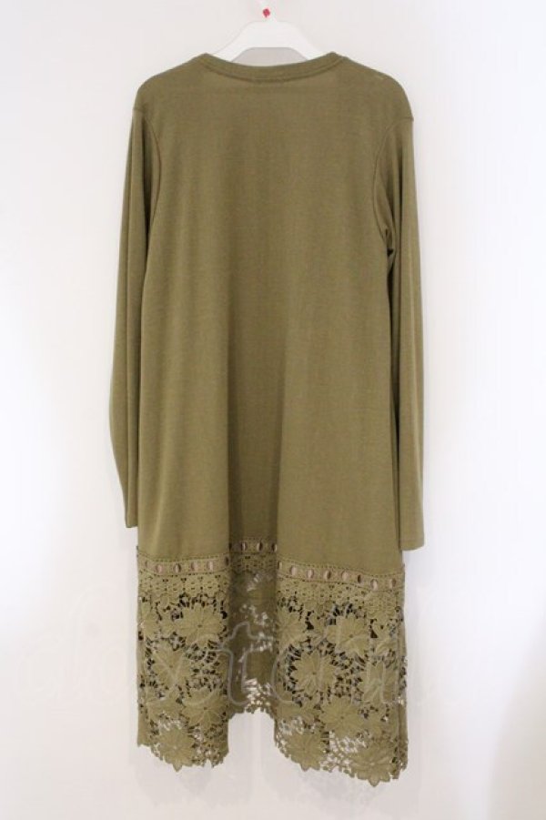 画像3: axes femme / 裾レースＵＶカットカーデ F カーキ O-26-03-29-022-AX-TO-YM-OS (3)