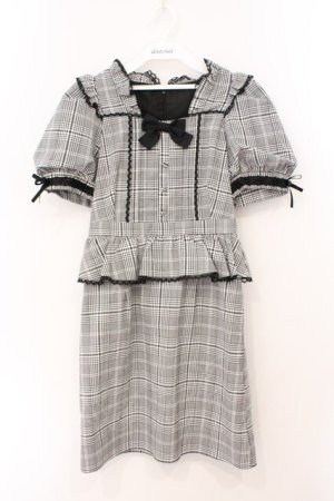 画像: Honey Cinnamon / 配色リボンペプラムワンピース  シロ×クロ O-26-03-31-1037-LO-OP-IG-OS