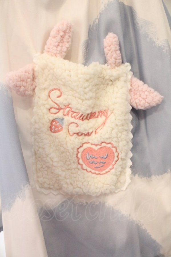 画像3: TaTaTa Lolita / モコモコ牛柄ジャンパースカート  サックス系 O-26-03-31-1052-LO-OP-OW-OS (3)