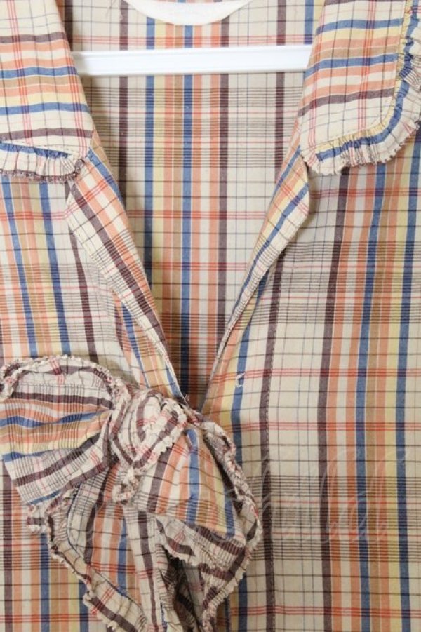 画像2: PINK HOUSE / ピコフリル使いチェックワンピース  ベージュ O-26-04-01-050-LO-OP-OW-OS (2)