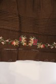 画像2: PINK HOUSE / スウェーデン刺繍使いスカート  ブラウン O-26-04-01-054-LO-SK-OW-OS (2)