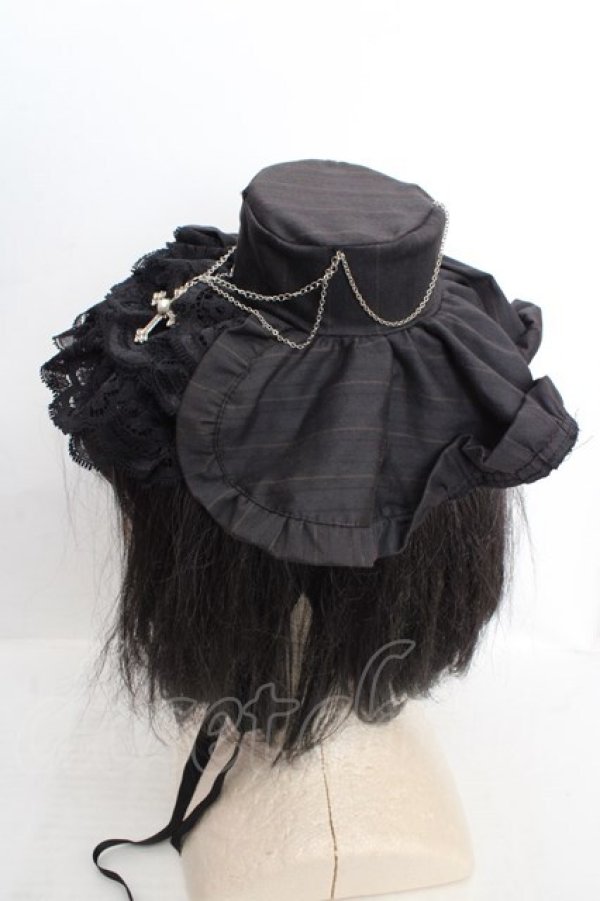 画像2: MARBLE / チェーンデコレーション十字架付き小帽子  チャコールグレー O-26-04-01-015-GO-AC-IG-OS (2)