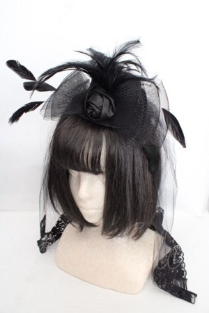 画像: MARBLE / ベール付きエレガンスゴシックミニハット  ブラック O-26-04-01-016-GO-AC-IG-OS