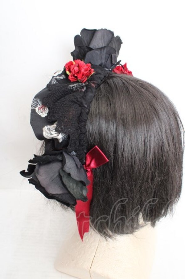 画像2: Royal Princess Alice / Madhatter’s Tea Partyボンネット風ブリム  クロ O-26-04-01-003-LO-AC-OW-OS (2)