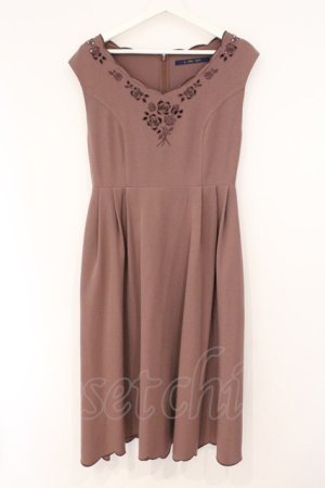 画像: an another angelus / ローズカットワーク刺繍ジャンパースカート  ピンク O-26-04-02-010-CA-OP-IG-OS