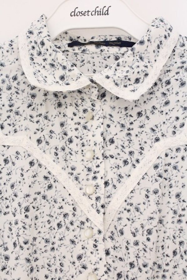 画像2: an another angelus / トーションレース使い小花柄ロングワンピース  オフシロ O-26-04-02-015-CA-OP-IG-OS (2)