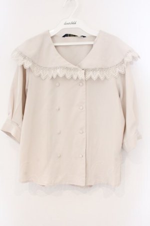 画像: an another angelus / ダブル釦レース使いビッグカラーブラウス  オフシロ O-26-04-04-004-CA-BL-IG-OS