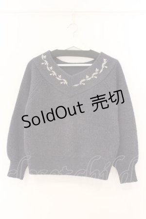 画像: an another angelus / ローズ刺繍オフショルニットプルオーバー F ネイビー O-26-04-04-048-CA-TO-OW-OS