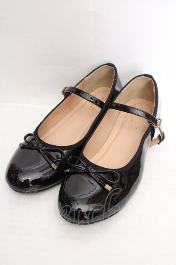 画像1: Fi.n.t / 【晴雨兼用】リボンストラップレインパンプス M クロ O-26-04-04-1003-CA-SH-IG-OS (1)