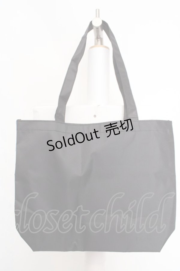 画像2: BABY,THE STARS SHINE BRIGHT / Sho-Comi付録/ブラックフリルトートバッグ  クロｘサックス O-26-04-04-1051-BA-BG-YM-OS (2)