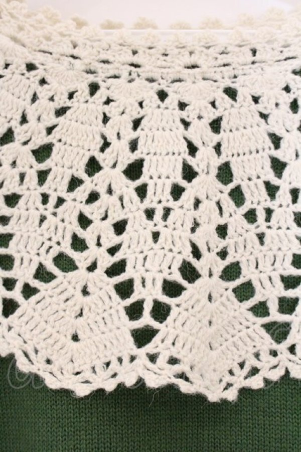 画像2: Fi.n.t / クロシェ編みケープニットプルオーバー  グリーン O-26-04-04-022-CA-TO-IG-OS (2)