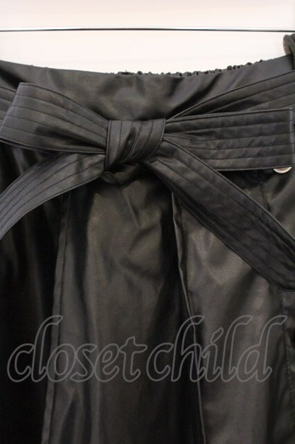 画像2: axes femme / エコレザープリーツスカート M クロ O-26-04-04-025-AX-SK-IG-OS (2)