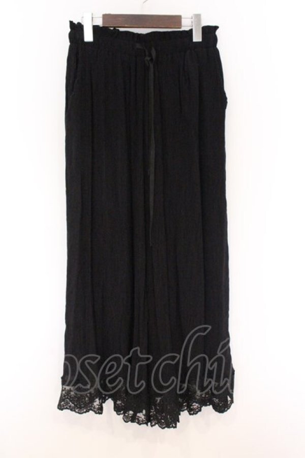 画像1: axes femme / 裾レース楊柳ワイドパンツ  クロ O-26-04-05-037-AX-PA-IG-OS (1)