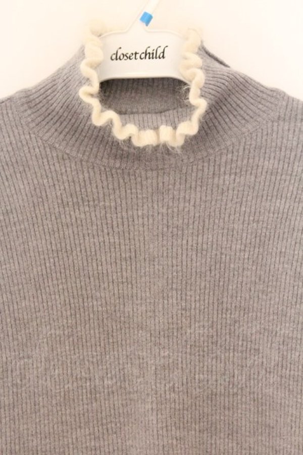 画像2: Jane Marple / Frill-trim turtleneck sweater　ニットプルオーバー M グレー O-26-04-05-068-JM-TO-OW-OS (2)