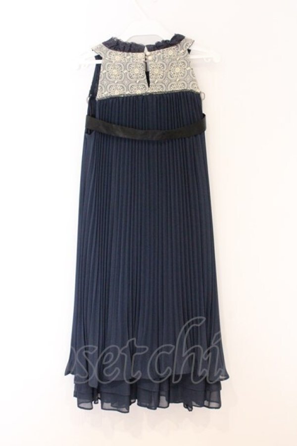 画像3: axes femme / ラメ刺繍プリーツドレス  ネイビー O-26-04-05-022-AX-OP-IG-OS (3)