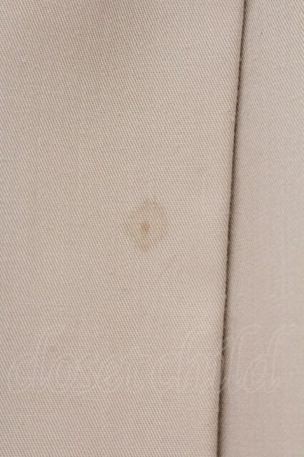 画像3: Fi.n.t / ロゴテーププリーツスカート  ベージュ O-26-04-06-030-CA-SK-IG-OS (3)