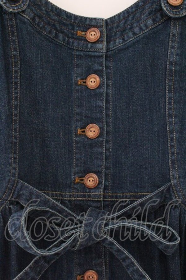 画像2: PINK HOUSE / デニムシャーリングジャンパースカート  インディゴ O-26-04-06-082-LO-OP-IG-OS (2)