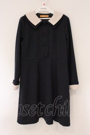 画像: Fi.n.t / JULESワンピース  ネイビー×アイボリー O-26-04-06-099-CA-OP-IG-OS