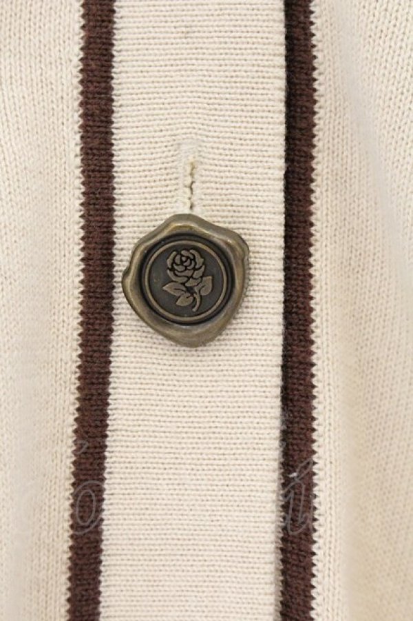 画像2: Fi.n.t  / シーリングスタンプ釦ニットカーディガン  ベージュ O-26-04-06-010-LO-TO-IG-OS (2)