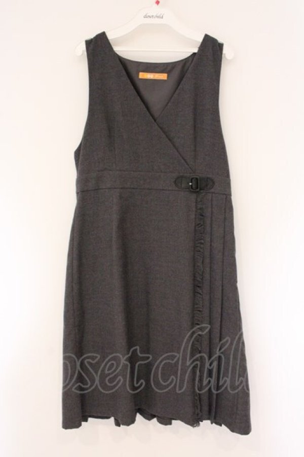 画像1: Fi.n.t / ベルト使いキルトジャンスカ  グレー O-26-04-06-113-CA-OP-IG-OS (1)