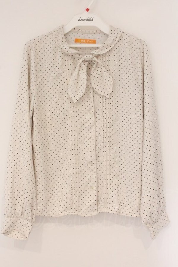 画像1: F i.n.t / タイ付きスカラップ衿ドットブラウス  アイボリー O-26-04-06-123-CA-BL-IG-OS (1)