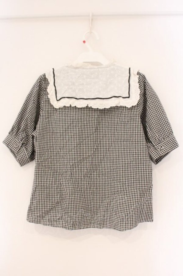 画像3: Fi.n.t / ライン使いコットンレースヨークブラウス  クロ×シロ O-26-04-06-125-CA-BL-IG-OS (3)