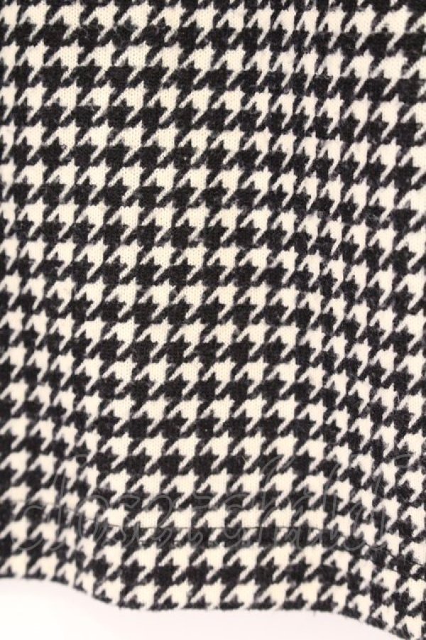 画像2: Fi.n.t / 千鳥格子ハイネックカットソー  クロ×オフシロ O-26-04-06-012-CA-TO-IG-OS (2)