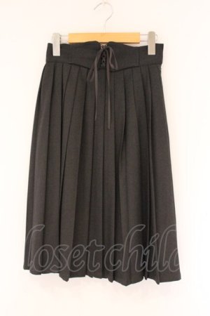 画像: Fi.n.t / フロントレースアップ起毛プリーツスカート  グレー O-26-04-06-013-CA-SK-IG-OS